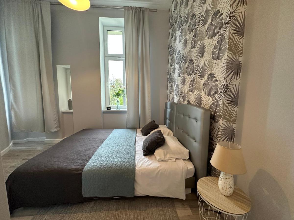 Apartament Wroclawia エクステリア 写真