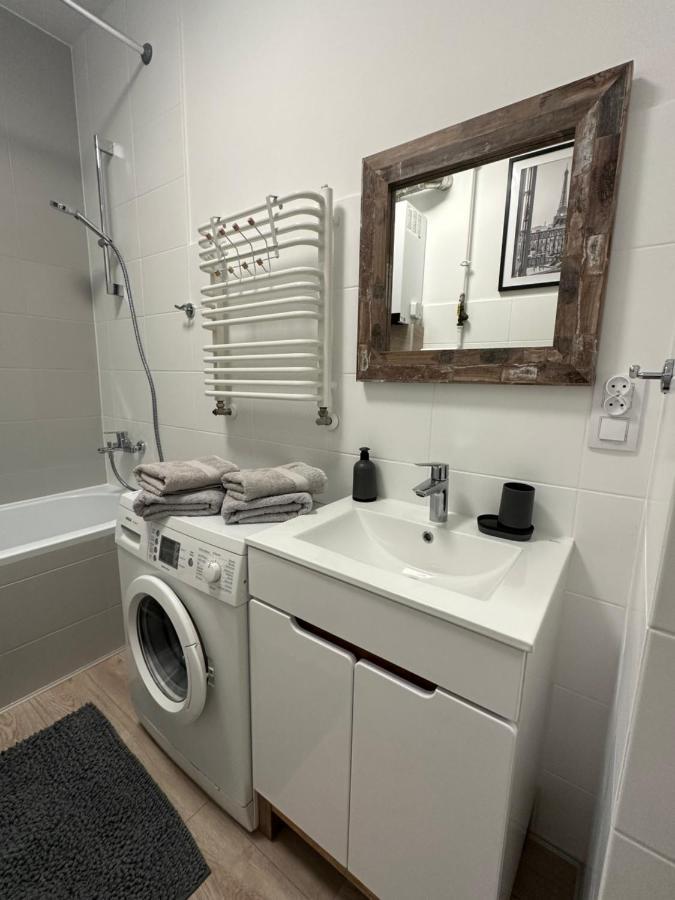 Apartament Wroclawia エクステリア 写真