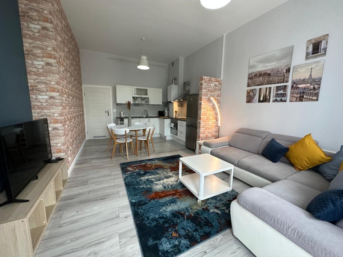 Apartament Wroclawia エクステリア 写真