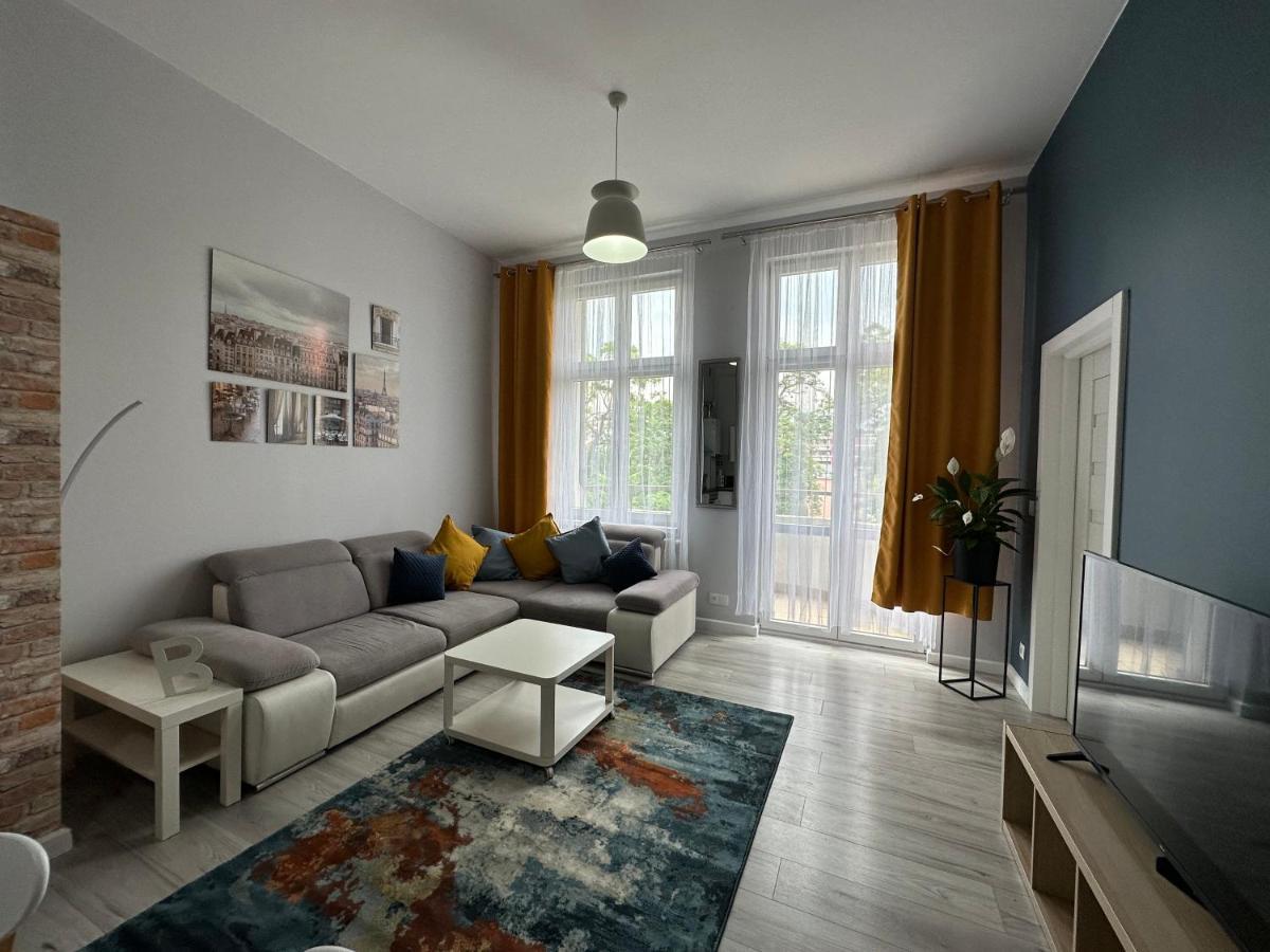 Apartament Wroclawia エクステリア 写真