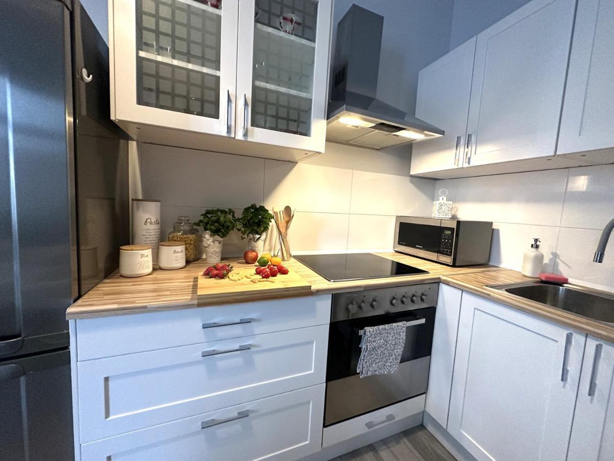 Apartament Wroclawia エクステリア 写真