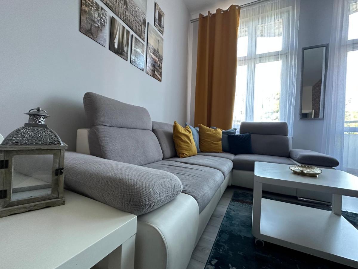 Apartament Wroclawia エクステリア 写真